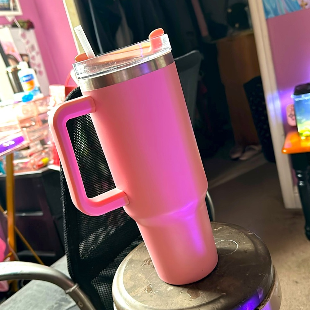 40oz tumbler brand new color:pink